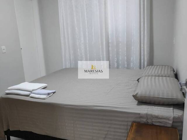 Sobrado para Venda em São Sebastião - 2