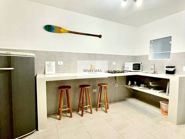 Sobrado para Venda em São Sebastião - 2