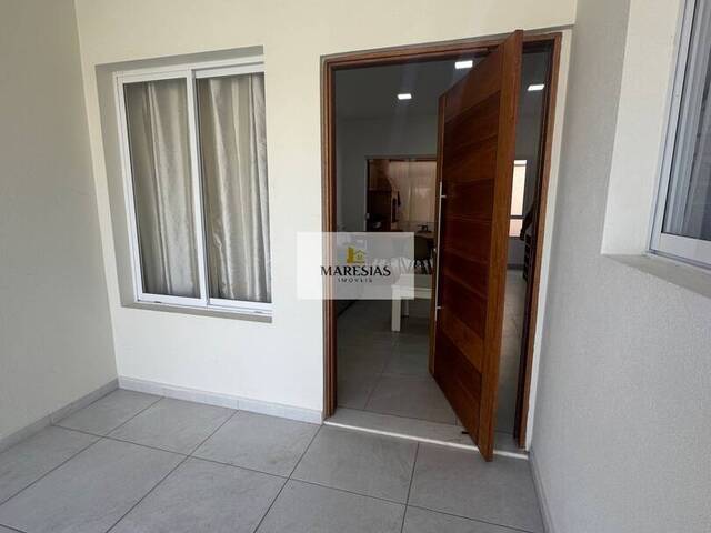 Sobrado para Venda em São Sebastião - 3