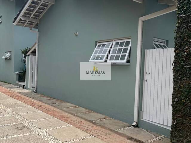 Sobrado para Venda em São Sebastião - 4