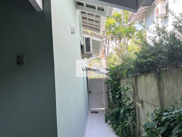 Sobrado para Venda em São Sebastião - 5