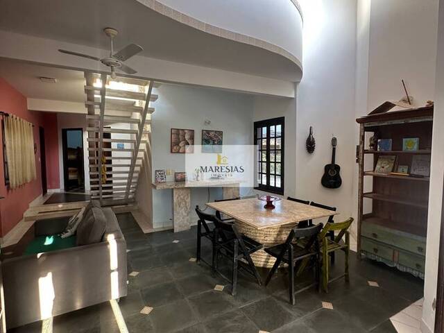 Sobrado para Venda em São Sebastião - 4