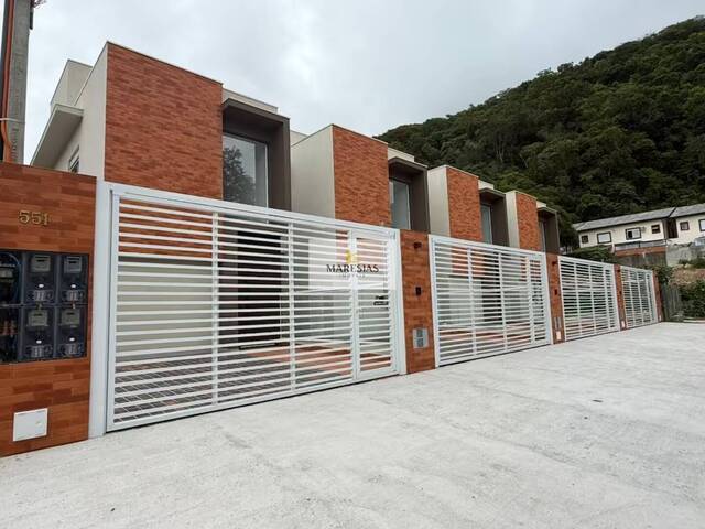 #CA01026 - Sobrado para Venda em São Sebastião - SP - 2