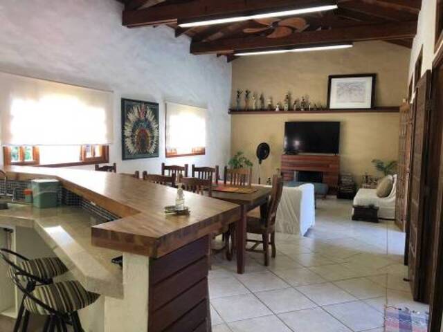 Sobrado para Venda em São Sebastião - 3