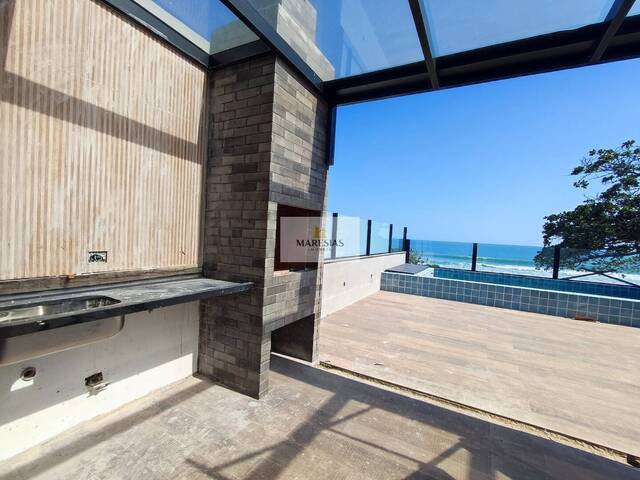 Sobrado para Venda em São Sebastião - 4