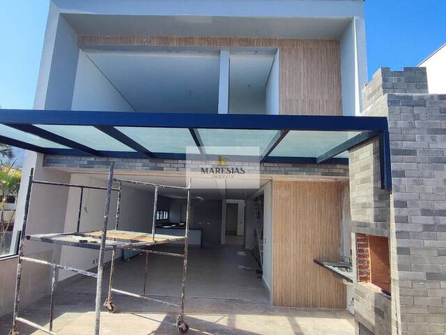 Sobrado para Venda em São Sebastião - 5