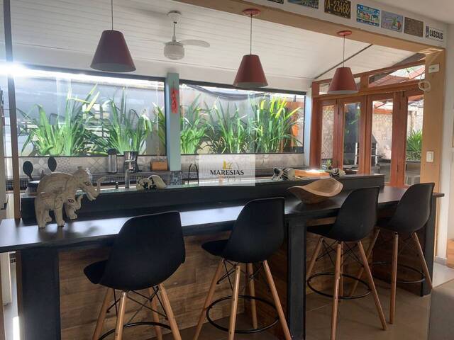 Sobrado para Venda em São Sebastião - 4