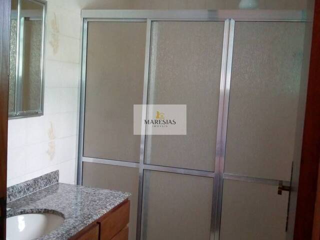 Sobrado para Venda em São Sebastião - 2