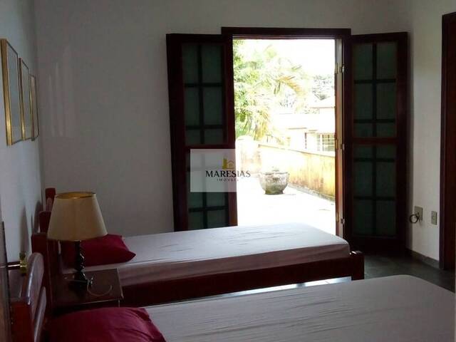 Sobrado para Venda em São Sebastião - 3