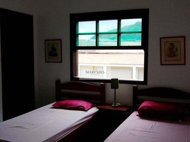 Sobrado para Venda em São Sebastião - 5