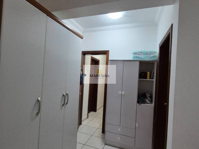 Sobrado para Venda em São Sebastião - 4