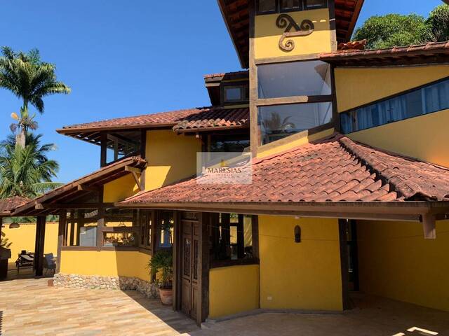 Sobrado para Venda em São Sebastião - 2