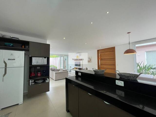 Sobrado para Venda em São Sebastião - 5