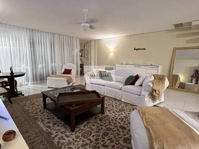 Sobrado para Venda em São Sebastião - 3