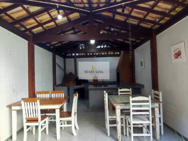 Sobrado para Venda em São Sebastião - 3