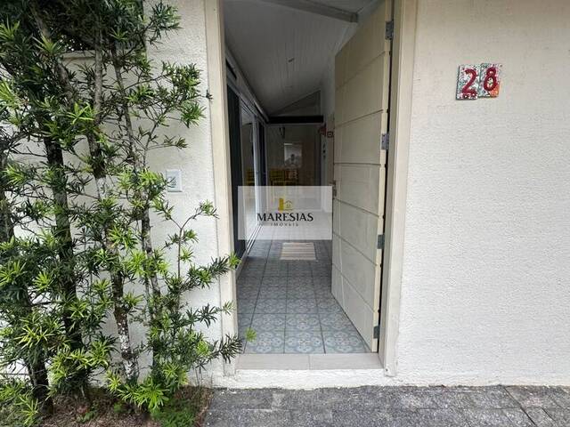 Sobrado para Venda em São Sebastião - 3