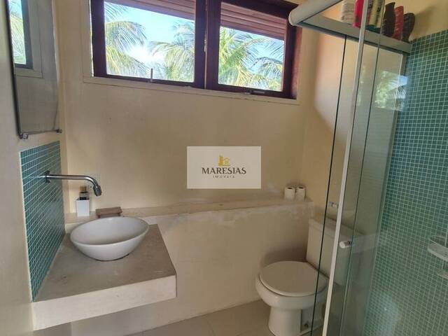 Sobrado para Venda em São Sebastião - 2