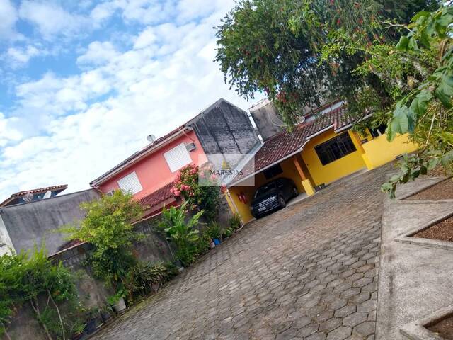 Sobrado para Venda em São Sebastião - 3