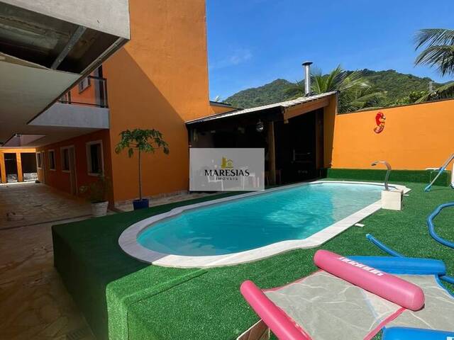 Sobrado para Venda em São Sebastião - 2