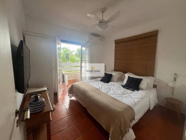 Sobrado para Venda em São Sebastião - 4