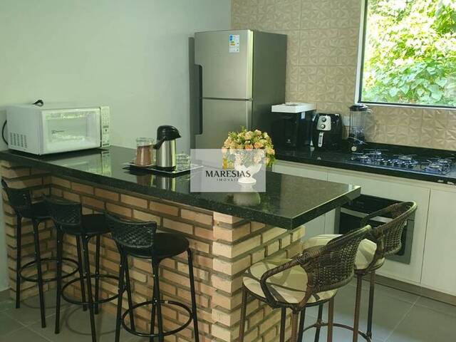 Sobrado para Venda em São Sebastião - 3