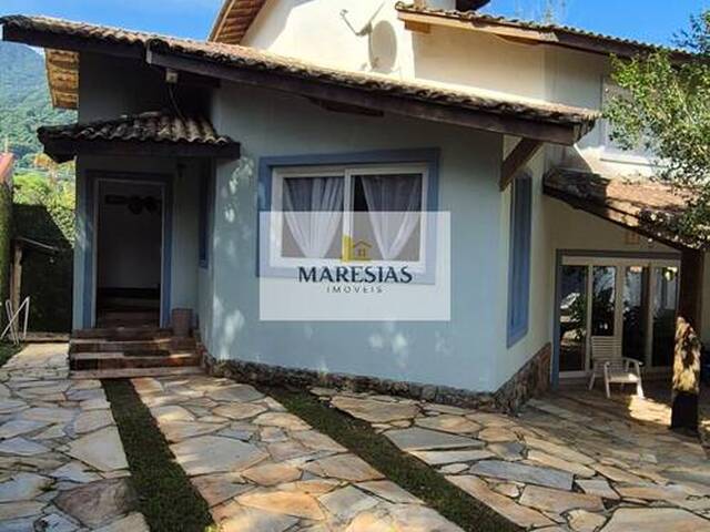 Sobrado para Venda em São Sebastião - 4