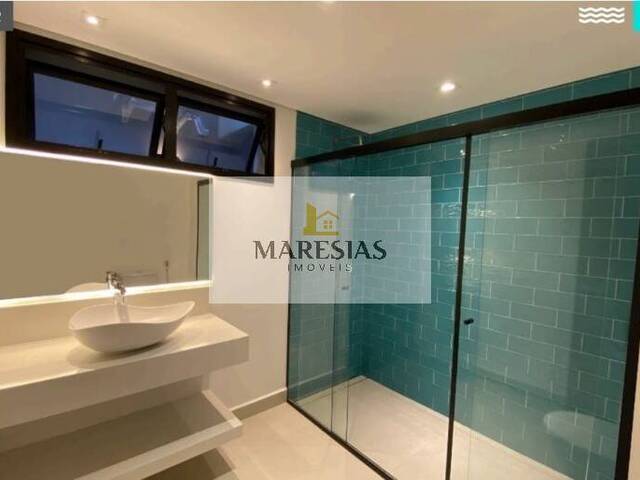 Sobrado para Venda em São Sebastião - 2