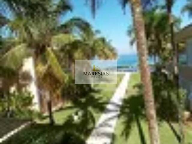 Sobrado para Venda em São Sebastião - 2