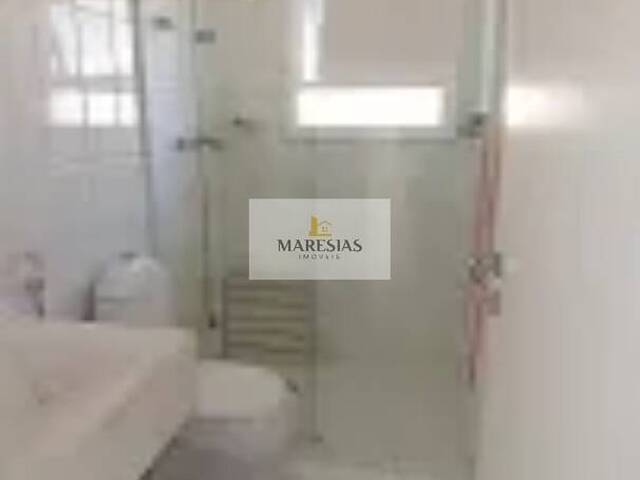 Sobrado para Venda em São Sebastião - 5