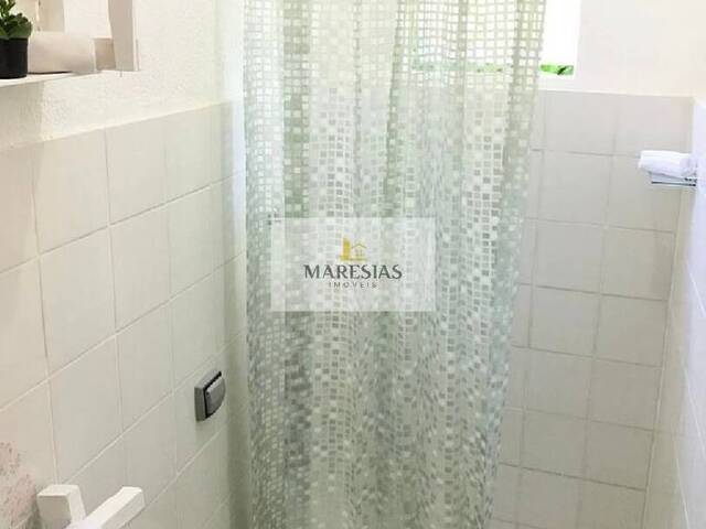 Sobrado para Venda em São Sebastião - 2