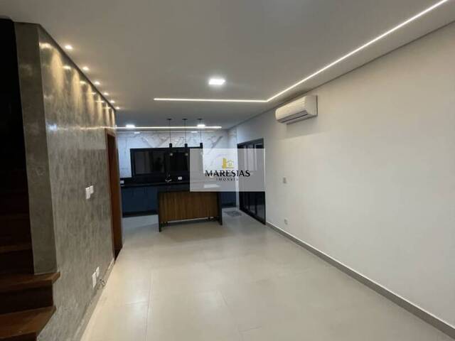 Sobrado para Venda em São Sebastião - 5