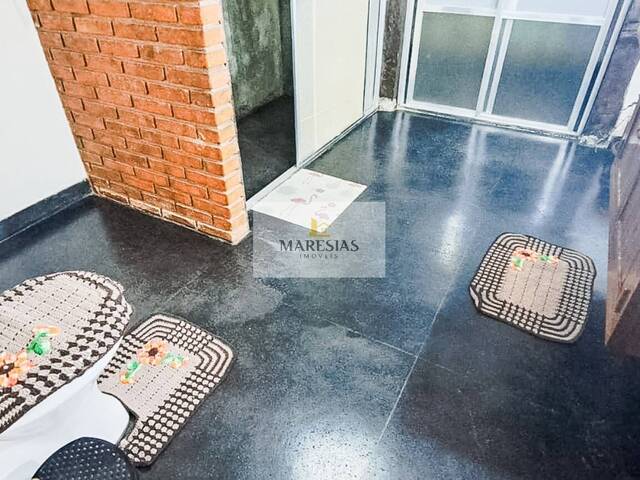 Sobrado para Venda em São Sebastião - 5