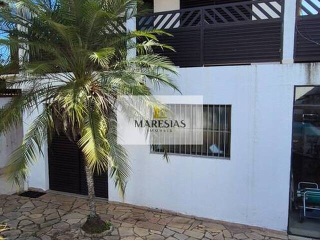 Sobrado para Venda em São Sebastião - 2