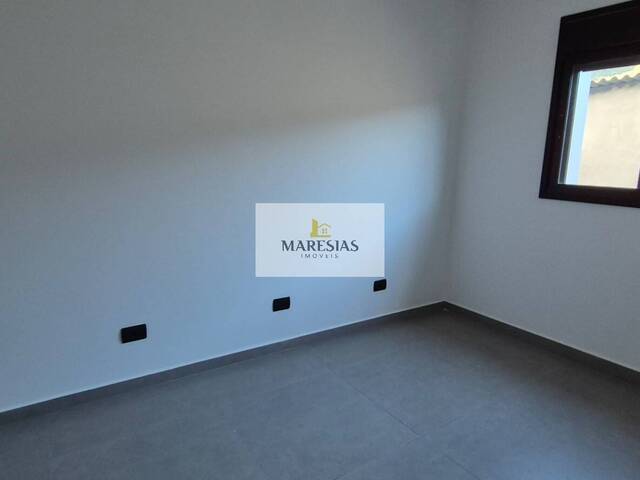 Sobrado para Venda em São Sebastião - 5