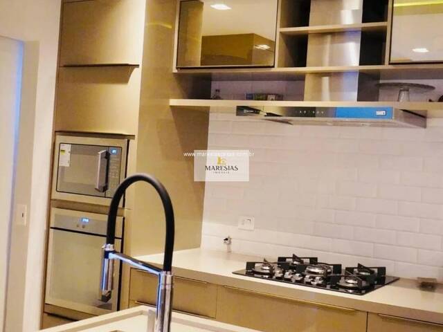 Sobrado para Venda em São Sebastião - 4