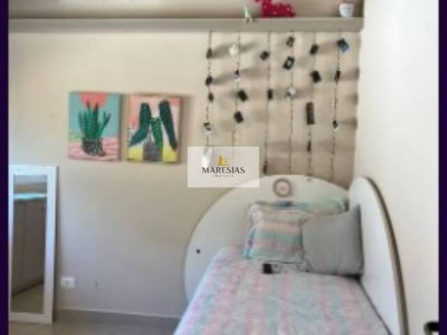 Sobrado para Venda em São Sebastião - 4